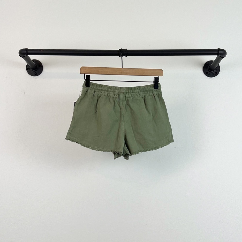 NWT Volcom Strutin Stone Drawstring Pull On Shorts in Army Green Cargo - Picture 7 of 8